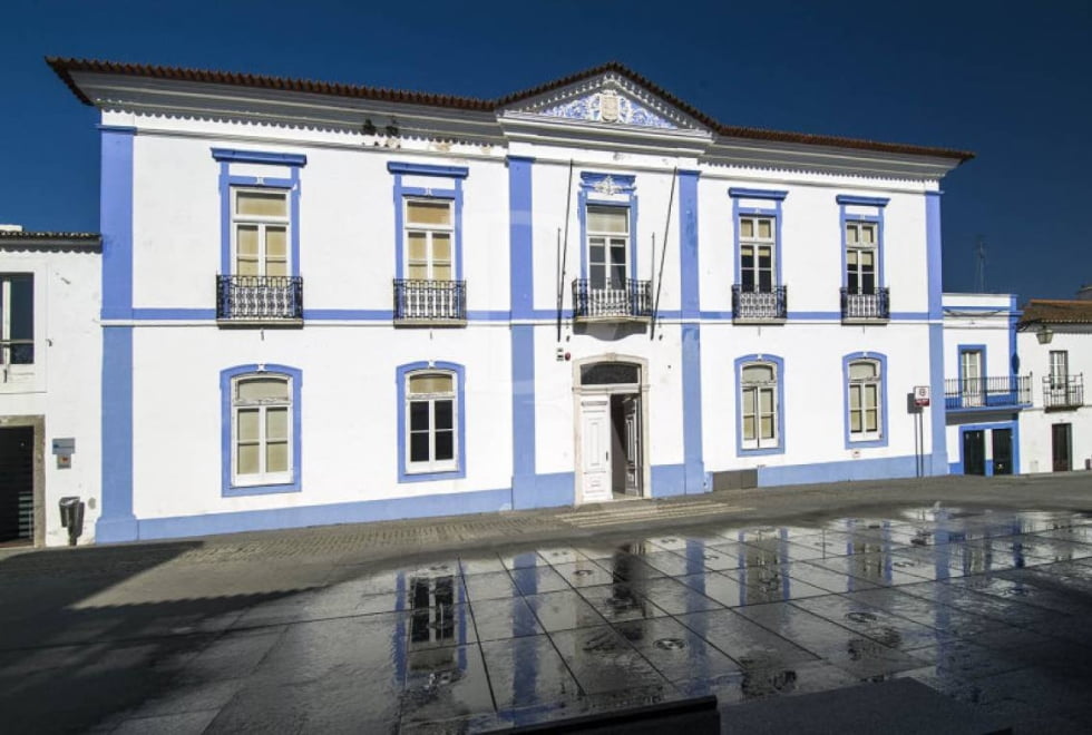 Câmara de Arraiolos queixa-se de “atrasos e falhas na distribuição de correio”
