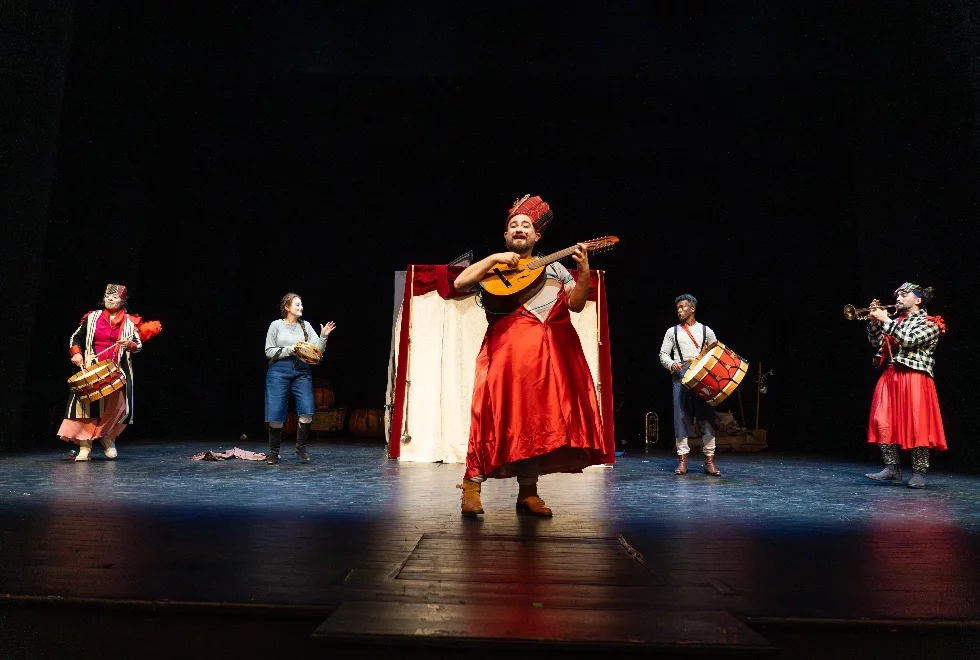 “Teatro às Três Pancadas” está de regresso ao Garcia de Resende
