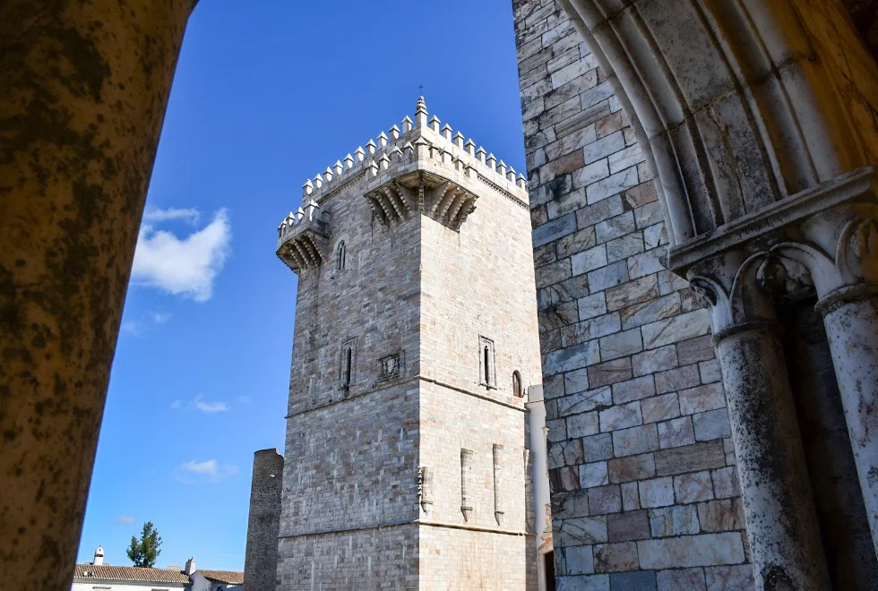 Lançada coletânea em audiolivro para divulgar o património de Estremoz