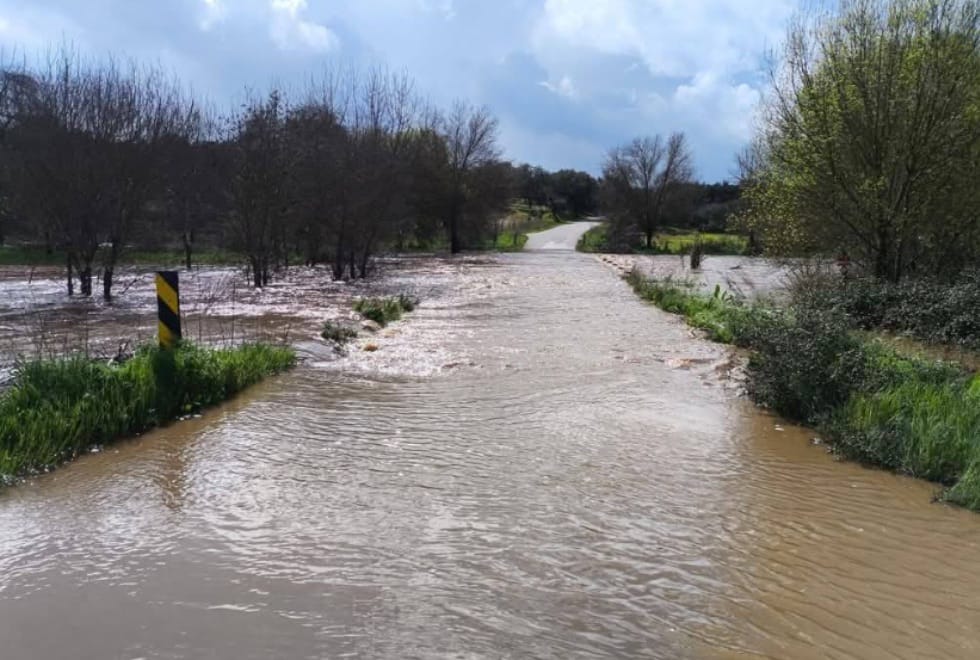 Estradas cortadas no Alto Alentejo devido a forte precipitação