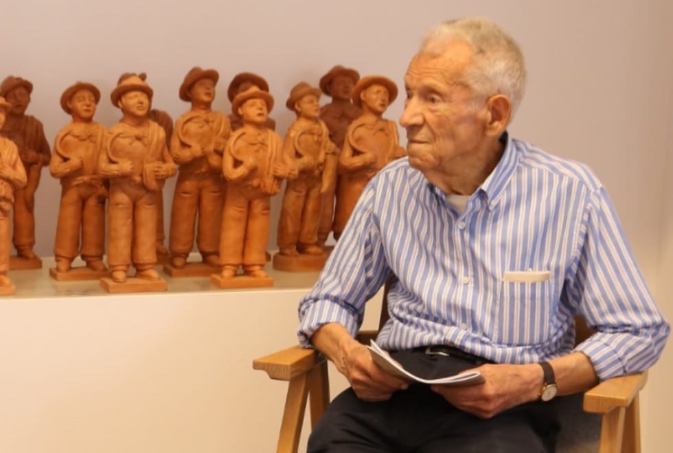 Morreu Isaclino Palma, o “mestre genial” em esculpir peças em barro