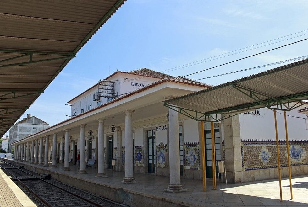 Bactéria ‘legionella’ fecha estações de comboio em Beja e na Cuba