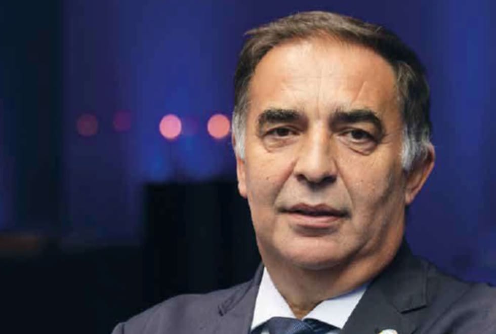 José Apolinário assume Eurorregião com promessas de ligação e cooperação