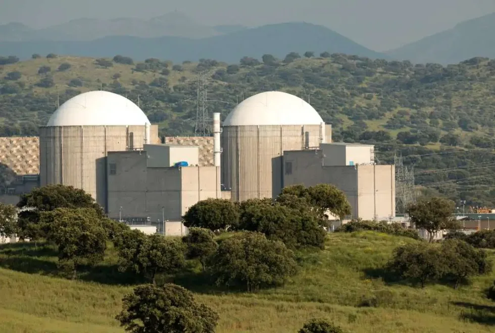 Associações ibéricas exigem fecho da central de Almaraz em 2027
