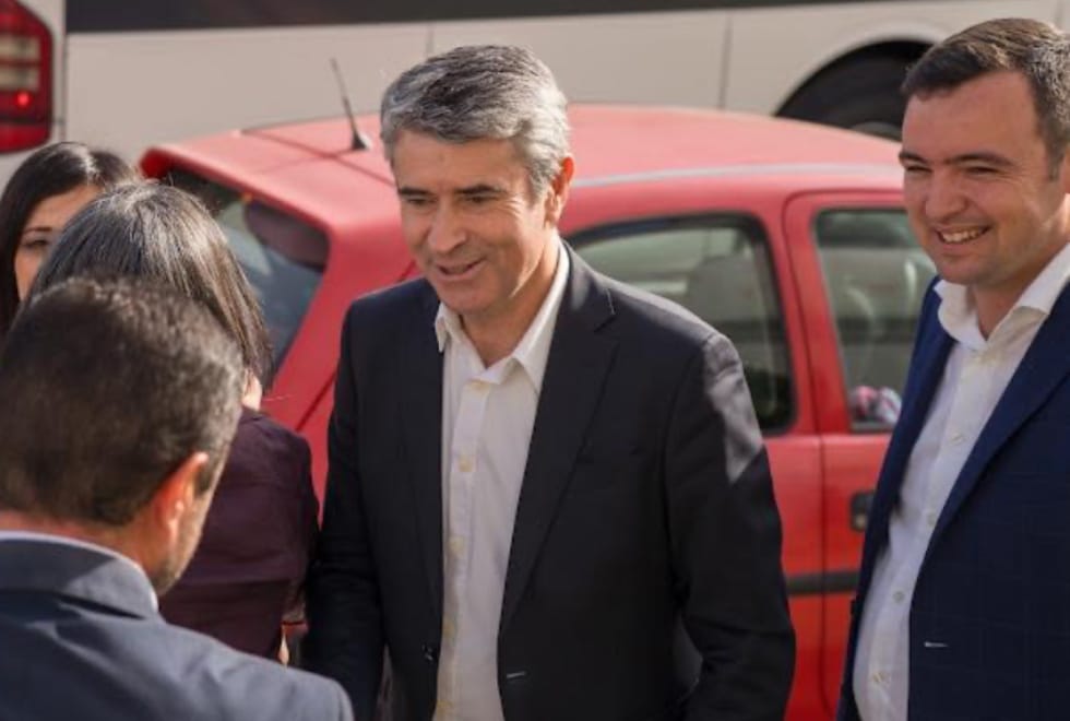 Falta de helicópteros no Baixo Alentejo motiva críticas de José Luís Carneiro