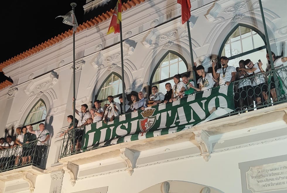 Campeões! Lusitano de Évora venceu Vitória B nos penáltis e fez história