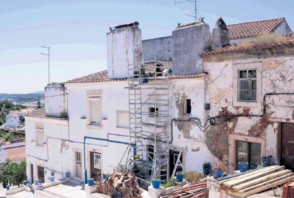 Estremoz: Jovens voluntários “devolvem” habitação a quatro famílias