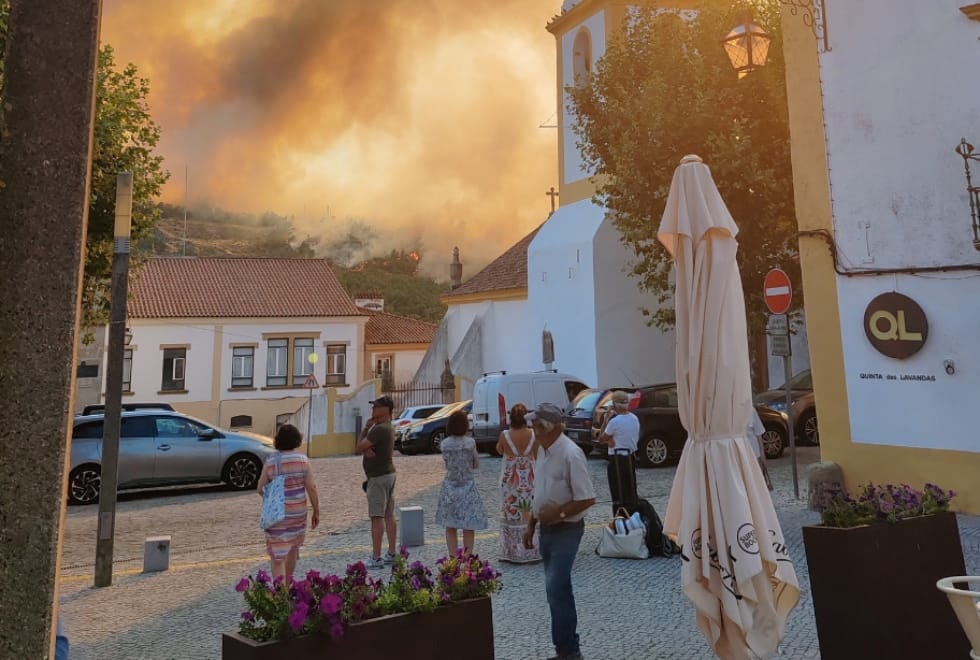 Fogo em Portalegre e Castelo de Vide consumiu mais de 1300 hectares